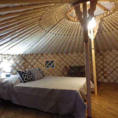 La Cera Farm Camping B&B Санта-Тереза-Галлура Екстер'єр фото