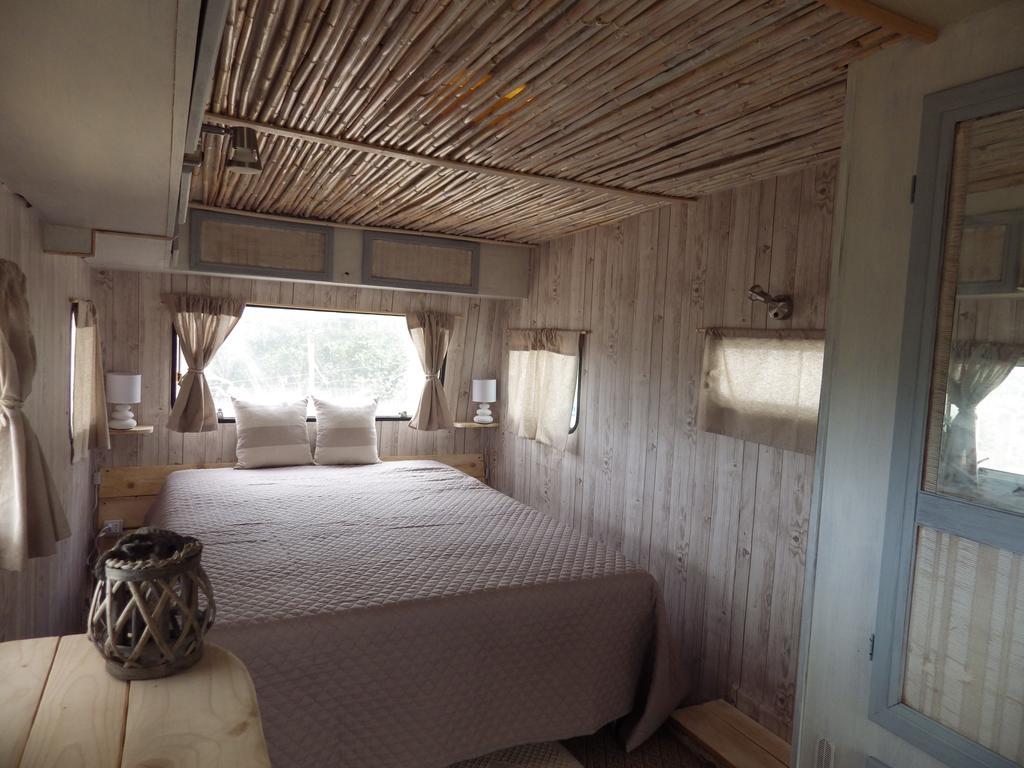 La Cera Farm Camping B&B Санта-Тереза-Галлура Екстер'єр фото